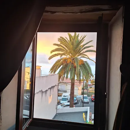 La Bodega.